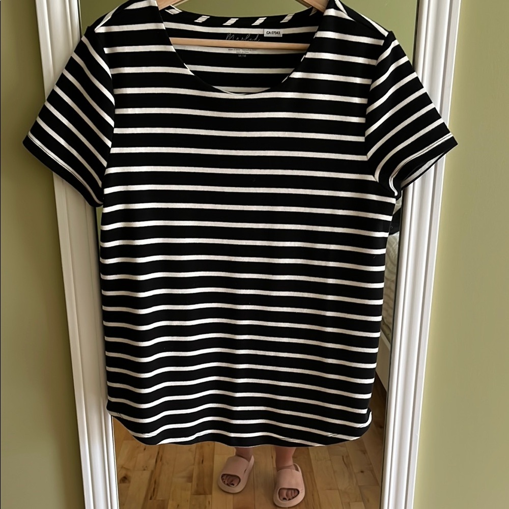 Black and White Boxy T-Shirt